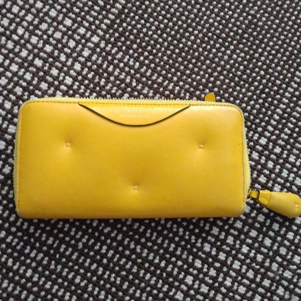 Anya his March wallet yellow